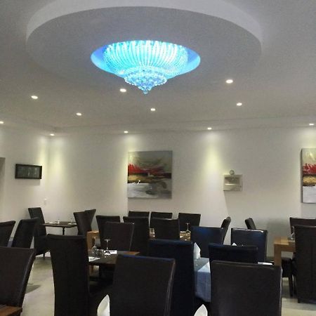 Hotel Restaurant Le Mistral Peipin Exteriér fotografie